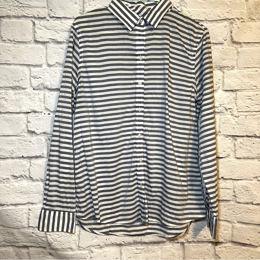Banana Republic soft wash shirt blue and white striped button down size Large